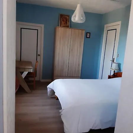 Des Pins Sarl Hotel