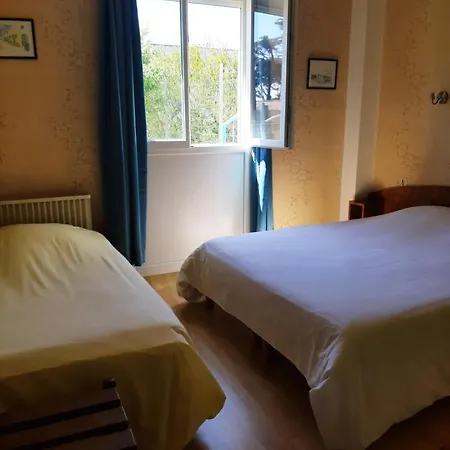 Des Pins Sarl Hotel Saint-Pierre-Quiberon